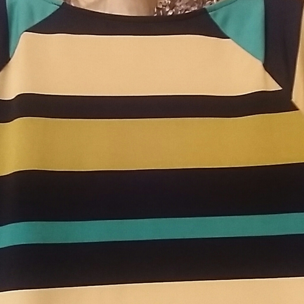 Top - Picture 3 of 3